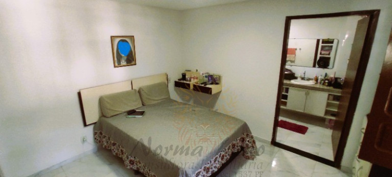 Imagem Casa com 5 Quartos à Venda, 340 m² em Farolândia - Aracaju Imagem Casa com 5 Quartos à Venda, 340 m² em Farolândia - Aracaju
