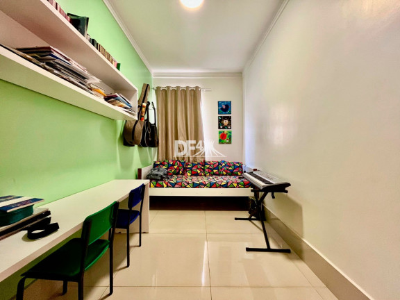Imagem Casa com 4 Quartos à Venda, 300 m² em Setor Habitacional Vicente Pires - Brasília Imagem Casa com 4 Quartos à Venda, 300 m² em Setor Habitacional Vicente Pires - Brasília