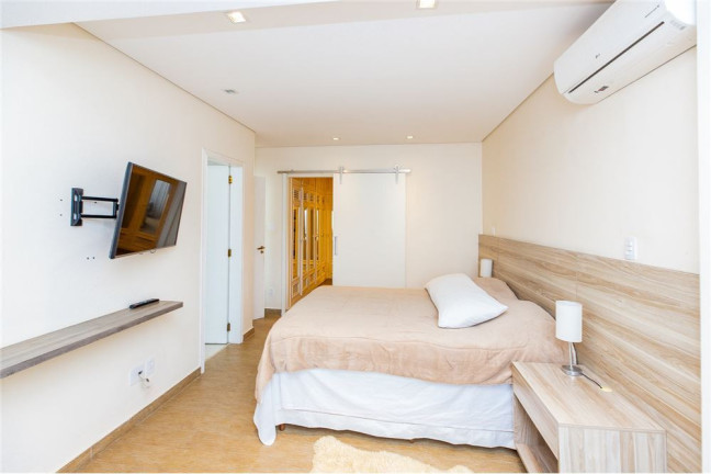 Imagem Casa com 4 Quartos à Venda, 390 m² em Vila Ipojuca - São Paulo