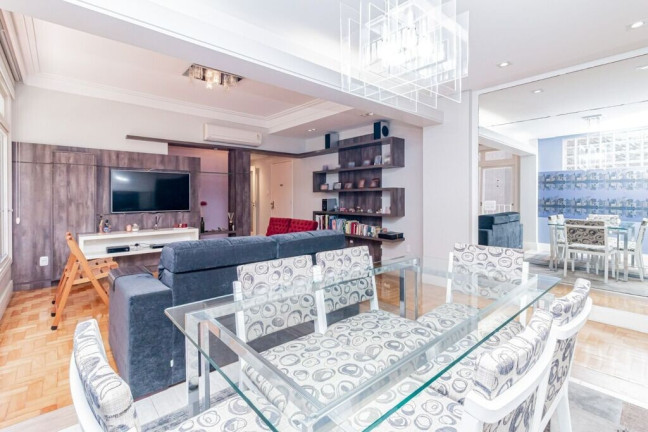 Apartamento com 3 Quartos à Venda, 110 m² em Moinhos De Vento - Porto Alegre
