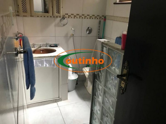 Imagem Casa com 4 Quartos à Venda, 201 m² em Tijuca - Rio De Janeiro Imagem Casa com 4 Quartos à Venda, 201 m² em Tijuca - Rio De Janeiro