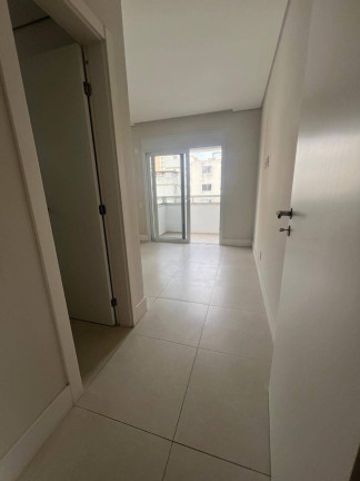 Imagem Apartamento com 2 Quartos à Venda, 75 m² em Centro - Florianópolis Imagem Apartamento com 2 Quartos à Venda, 75 m² em Centro - Florianópolis