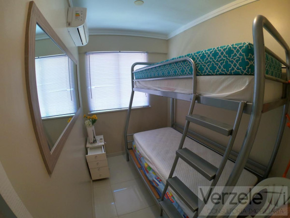 Imagem Apartamento com 3 Quartos para Temporada, 130 m² em Centro - Balneário Camboriú