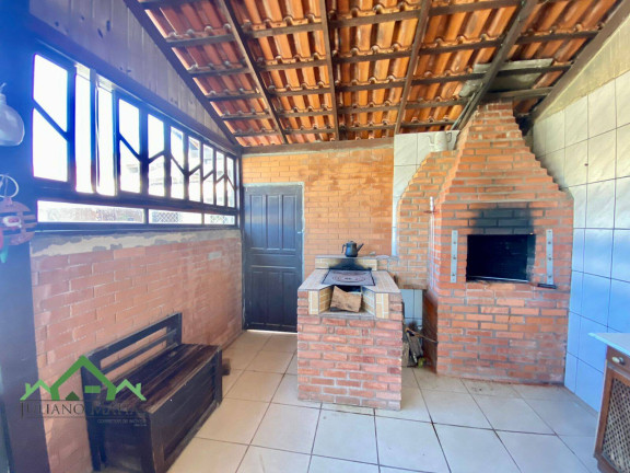 Imagem Casa com 3 Quartos à Venda, 110 m² em Centro - Balneário Barra Do Sul Imagem Casa com 3 Quartos à Venda, 110 m² em Centro - Balneário Barra Do Sul