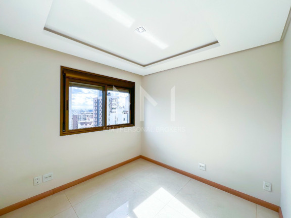 Imagem Apartamento com 3 Quartos à Venda, 159 m² em Moinhos De Vento - Porto Alegre Imagem Apartamento com 3 Quartos à Venda, 159 m² em Moinhos De Vento - Porto Alegre