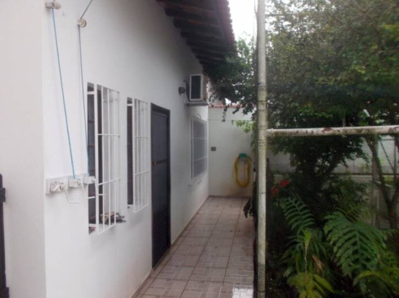 Imagem Casa com 4 Quartos à Venda, 350 m² em Maria Helena Novaes - Peruíbe Imagem Casa com 4 Quartos à Venda, 350 m² em Maria Helena Novaes - Peruíbe