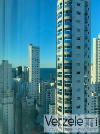 Apartamento com 4 Quartos à Venda, 280 m² em Centro - Balneário Camboriú