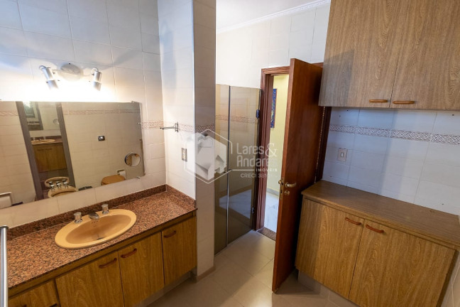 Imagem Casa com 3 Quartos à Venda, 300 m² em Chácara Monte Alegre - São Paulo Imagem Casa com 3 Quartos à Venda, 300 m² em Chácara Monte Alegre - São Paulo