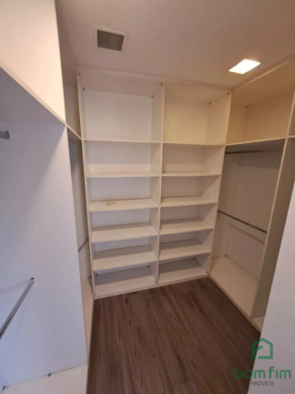 Imagem Apartamento com 3 Quartos à Venda, 246 m² em Bela Vista - Porto Alegre Imagem Apartamento com 3 Quartos à Venda, 246 m² em Bela Vista - Porto Alegre