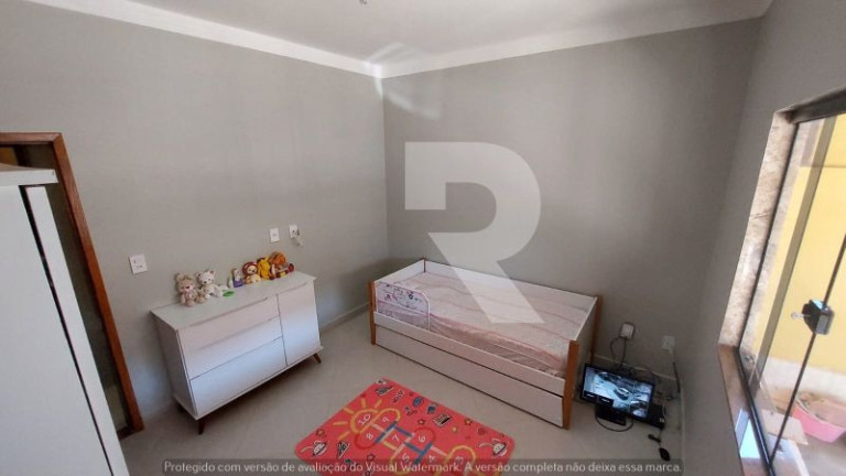 Imagem Casa com 3 Quartos à Venda, 220 m² Imagem Casa com 3 Quartos à Venda, 220 m²