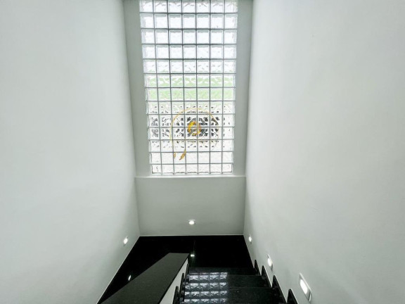 Imagem Casa com 3 Quartos à Venda, 250 m² em Jardim Das Cerejeiras - Arujá Imagem Casa com 3 Quartos à Venda, 250 m² em Jardim Das Cerejeiras - Arujá