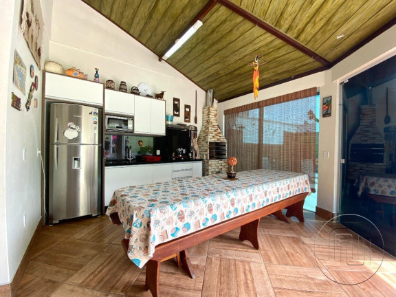 Imagem Casa com 3 Quartos à Venda, 170 m² em Bom Viver - Biguaçu