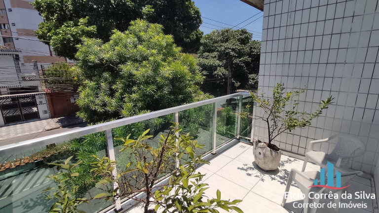 Imagem Casa com 4 Quartos à Venda, 180 m² em Boqueirão - Santos Imagem Casa com 4 Quartos à Venda, 180 m² em Boqueirão - Santos