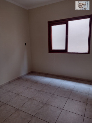 Imagem Casa com 4 Quartos à Venda, 134 m² em Jardim Carlos Lourenço - Campinas Imagem Casa com 4 Quartos à Venda, 134 m² em Jardim Carlos Lourenço - Campinas