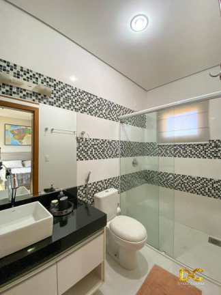 Imagem Casa de Condomínio com 4 Quartos à Venda, 300 m² em Jardim Imperial - Cuiabá Imagem Casa de Condomínio com 4 Quartos à Venda, 300 m² em Jardim Imperial - Cuiabá
