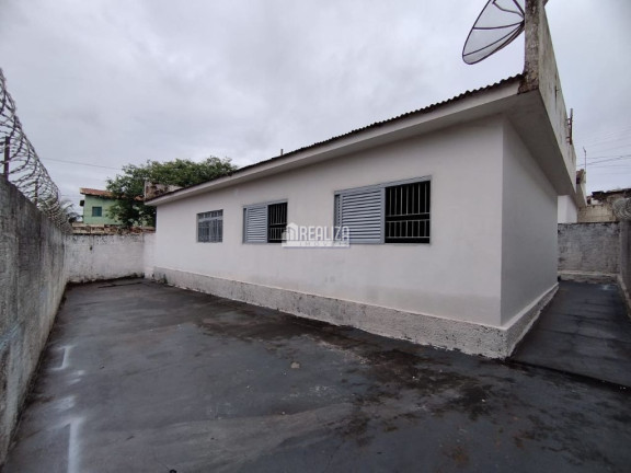 Imagem Casa com 3 Quartos para Alugar, 243 m² em Nossa Senhora Da Abadia - Uberaba Imagem Casa com 3 Quartos para Alugar, 243 m² em Nossa Senhora Da Abadia - Uberaba