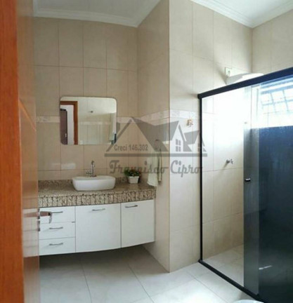 Imagem Sobrado com 3 Quartos à Venda, 219 m² em Vila Indiana - Guaratinguetá Imagem Sobrado com 3 Quartos à Venda, 219 m² em Vila Indiana - Guaratinguetá