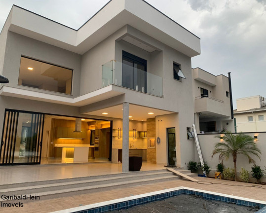 Casa com 3 Quartos à Venda, 270 m² em Swiss Park - Campinas