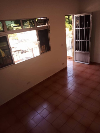 Imagem Casa com 2 Quartos para Alugar, 5 m² em Vila Livieiro - São Paulo Imagem Casa com 2 Quartos para Alugar, 5 m² em Vila Livieiro - São Paulo