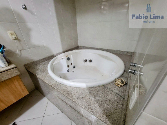 Imagem Imóvel com 4 Quartos à Venda, 170 m² em Copacabana - Rio De Janeiro Imagem Imóvel com 4 Quartos à Venda, 170 m² em Copacabana - Rio De Janeiro