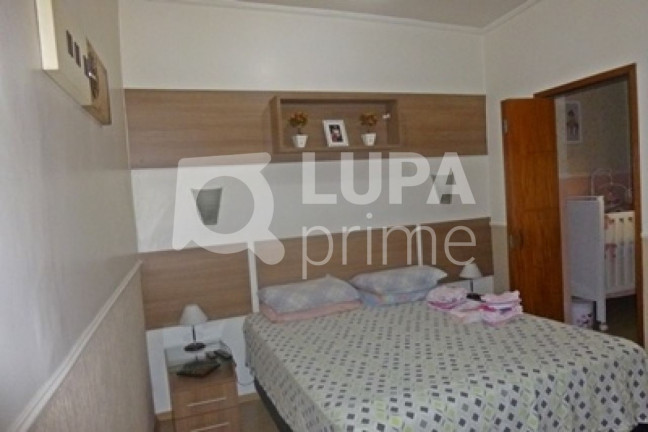 Imagem Casa com 8 Quartos à Venda, 264 m² em Parque Novo Mundo - São Paulo Imagem Casa com 8 Quartos à Venda, 264 m² em Parque Novo Mundo - São Paulo