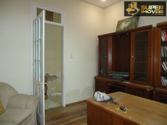 Imagem Casa com 3 Quartos à Venda, 260 m² em Centro - Pelotas