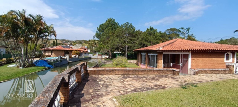Imagem Casa de Condomínio com 3 Quartos à Venda, 159 m² em Centro - Bom Jesus Dos Perdões