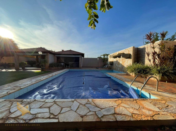 Imagem Sobrado com 4 Quartos à Venda, 429 m² em Monte Carlo - Campo Grande Imagem Sobrado com 4 Quartos à Venda, 429 m² em Monte Carlo - Campo Grande