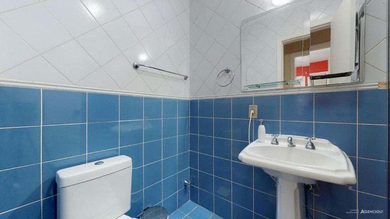 Imagem Sobrado com 3 Quartos à Venda, 221 m² em Tristeza - Porto Alegre Imagem Sobrado com 3 Quartos à Venda, 221 m² em Tristeza - Porto Alegre