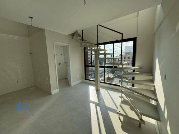 Imagem Loft com 1 Quarto à Venda, 46 m² em Centro - Florianópolis Imagem Loft com 1 Quarto à Venda, 46 m² em Centro - Florianópolis