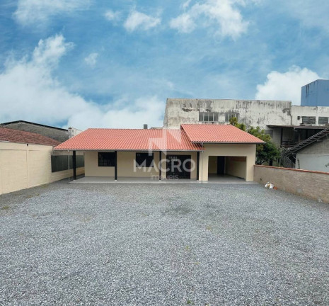 Imagem Casa com 3 Quartos à Venda, 132 m² em Centro - Jaraguá Do Sul Imagem Casa com 3 Quartos à Venda, 132 m² em Centro - Jaraguá Do Sul