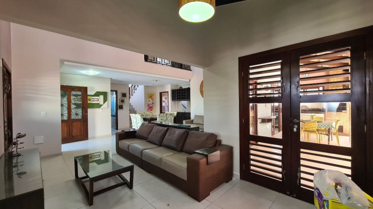 Imagem Imóvel com 4 Quartos para Alugar, 258 m² em Parque Do Jiqui - Parnamirim Imagem Imóvel com 4 Quartos para Alugar, 258 m² em Parque Do Jiqui - Parnamirim