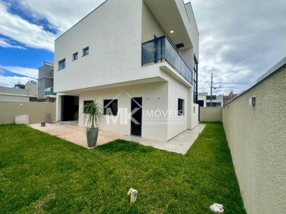 Imagem Sobrado com 3 Quartos à Venda, 361 m² em Centro - Piraquara