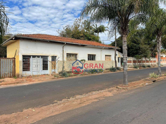 Chácara com 4 Quartos à Venda, 2.500 m² em Jardim Paulista - Dois Córregos