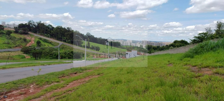 Imagem Terreno à Venda, 250 m² em Recanto Quarto Centenário - Jundiaí Imagem Terreno à Venda, 250 m² em Recanto Quarto Centenário - Jundiaí