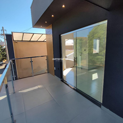 Imagem Sobrado com 2 Quartos à Venda, 130 m² Imagem Sobrado com 2 Quartos à Venda, 130 m²