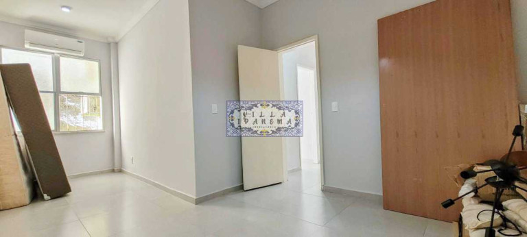 Imagem Apartamento com 3 Quartos à Venda, 124 m² em Leme - Rio De Janeiro Imagem Apartamento com 3 Quartos à Venda, 124 m² em Leme - Rio De Janeiro