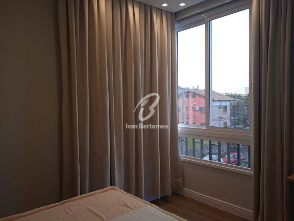 Imagem Sobrado com 2 Quartos para Temporada, em Centro - Bombinhas Imagem Sobrado com 2 Quartos para Temporada, em Centro - Bombinhas