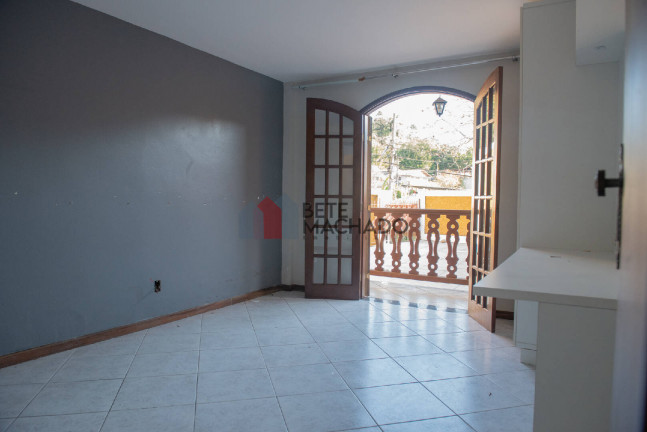 Imagem Casa com 4 Quartos à Venda, 135 m² em Araras - Teresópolis
