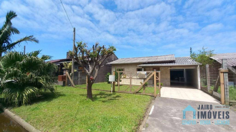 Imagem Casa com 3 Quartos à Venda, 300 m² em Nova Tramandaí - Tramandaí Imagem Casa com 3 Quartos à Venda, 300 m² em Nova Tramandaí - Tramandaí