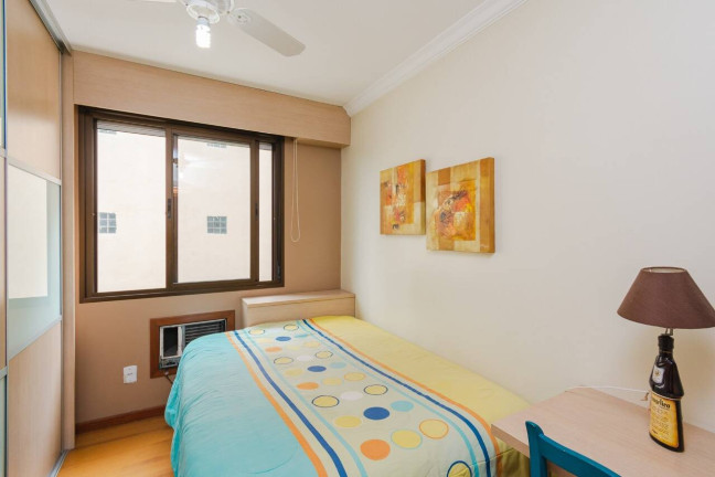 Imagem Apartamento com 3 Quartos à Venda, 94 m² em Petrópolis - Porto Alegre Imagem Apartamento com 3 Quartos à Venda, 94 m² em Petrópolis - Porto Alegre