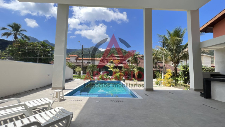 Imagem Casa com 4 Quartos à Venda, 360 m² em Horto Florestal - Ubatuba