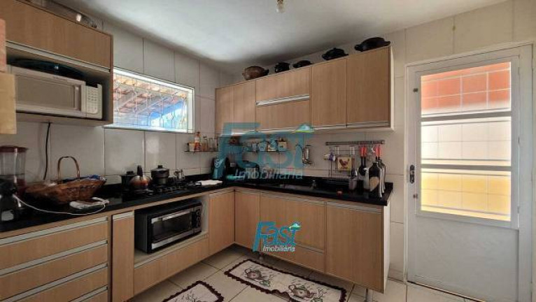 Imagem Casa com 3 Quartos à Venda, 360 m² em Barra Do Pari - Cuiabá Imagem Casa com 3 Quartos à Venda, 360 m² em Barra Do Pari - Cuiabá