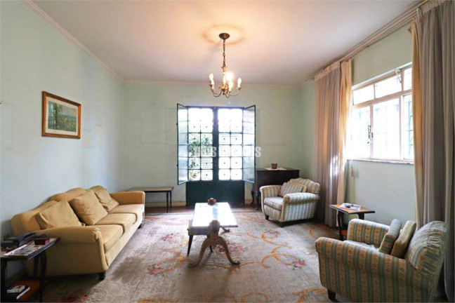 Imagem Casa com 4 Quartos à Venda, 360 m² em Jardim América - São Paulo Imagem Casa com 4 Quartos à Venda, 360 m² em Jardim América - São Paulo