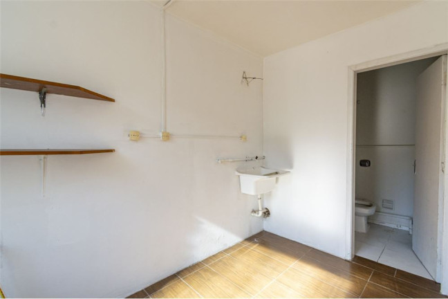 Imagem Imóvel com 2 Quartos à Venda, em Nossa Senhora Das Graças - Canoas Imagem Imóvel com 2 Quartos à Venda, em Nossa Senhora Das Graças - Canoas