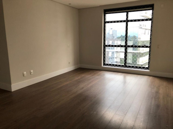 Imagem Apartamento com 3 Quartos à Venda, 307 m² em Atiradores - Joinville
