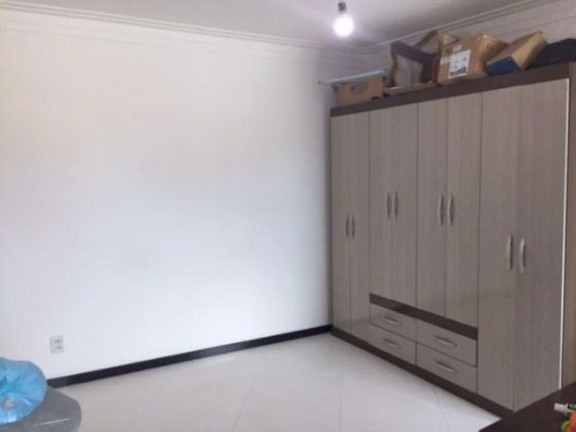 Imagem Casa com 4 Quartos à Venda, 260 m² em Jardim Das Margaridas - Salvador Imagem Casa com 4 Quartos à Venda, 260 m² em Jardim Das Margaridas - Salvador