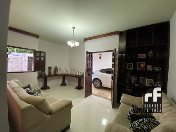 Imagem Casa com 3 Quartos à Venda, 396 m² em Santa Esmeralda - Arapiraca Imagem Casa com 3 Quartos à Venda, 396 m² em Santa Esmeralda - Arapiraca