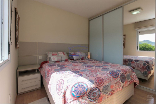 Imagem Imóvel com 2 Quartos à Venda, 67 m² em Camaqua - Porto Alegre Imagem Imóvel com 2 Quartos à Venda, 67 m² em Camaqua - Porto Alegre