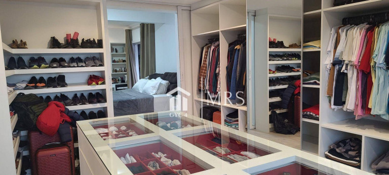 Imagem Imóvel com 5 Quartos à Venda, 630 m² em Caraguatá - Mairiporã Imagem Imóvel com 5 Quartos à Venda, 630 m² em Caraguatá - Mairiporã